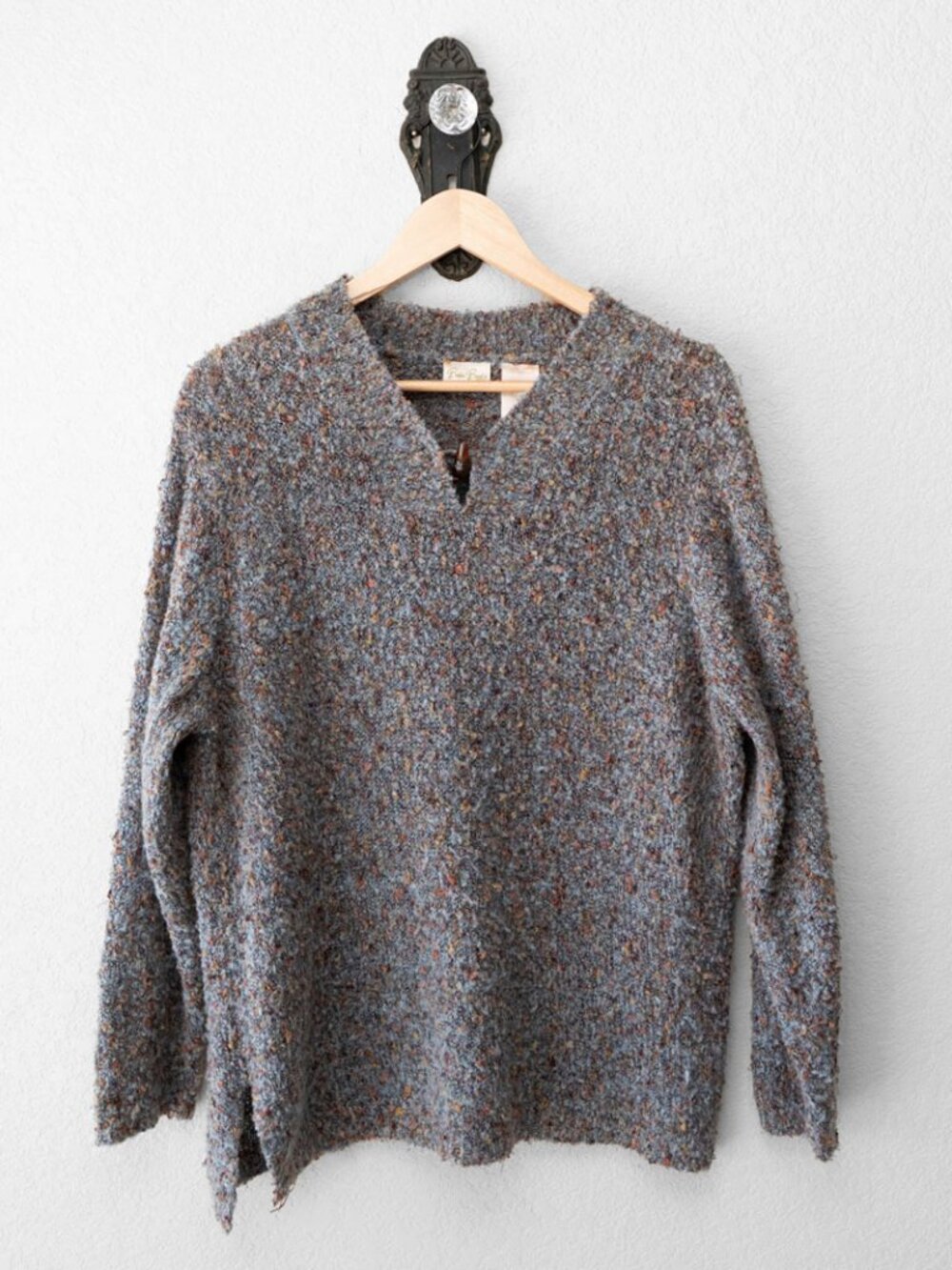Bobbie Brooks Sweater Womens 14/16 Gray Blue Confetti Fuzzy Knit V Neck Pullover